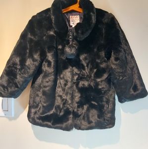 ❣️Girls Faux fur jacket size 4 (#358)